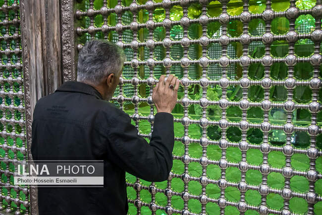 مراسم بزرگداشت 12 بهمن در حرم امام خمینی (س) 