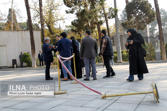  حاشیه جلسه هیات دولت -12 آذر