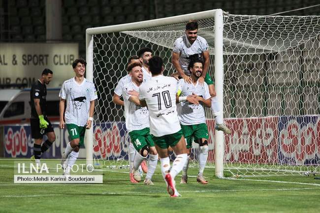 برد خانگی تیم فوتبال ذوب آهن اصفهان مقابل مس رفسنجان