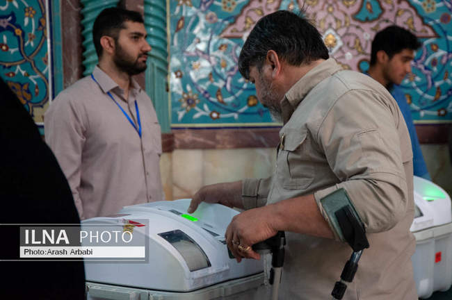 دوره دوم انتخابات دوازدهمین مجلس شورای اسلامی در حسینیه ارشاد