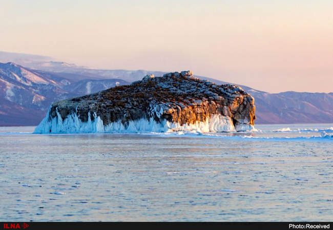 نقش و نگارهای یخی طبیعت