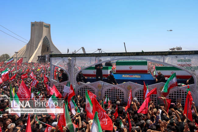 مراسم تشییع پیکر مطهر رهبر شهید انقلاب/ 6