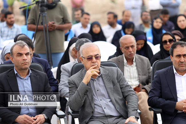 روز ملی درختکاری به میزبانی پالایشگاه نفت ستاره خلیج فارس بندرعباس