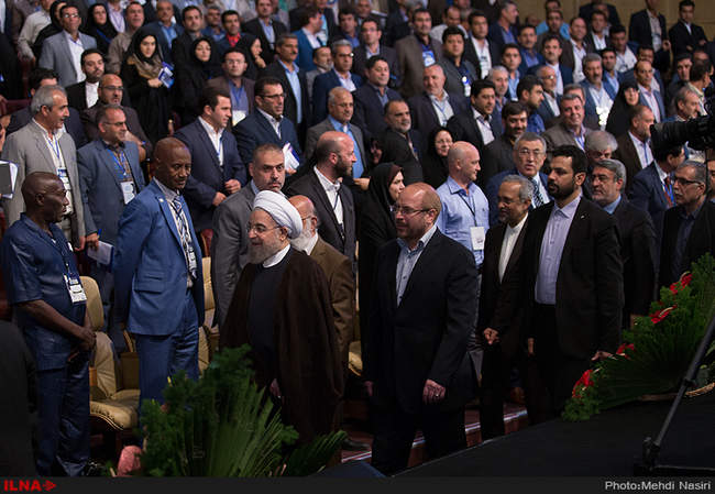 نخستین اجلاس جهانی شوراها و شهرداران