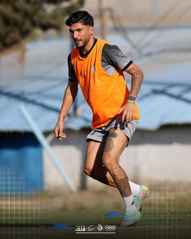 آخرین جلسه تمرینی استقلال قبل از بازی با شمس آذر