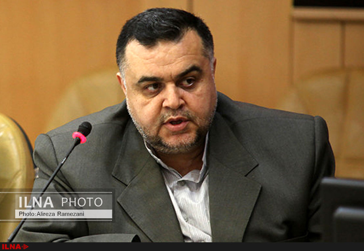 بخش خصوصی به پول گرفتن از دولت عادت کرده‌است  