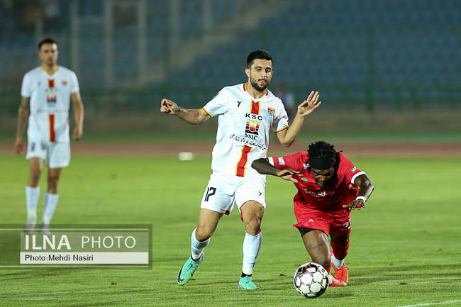 دیدار تیمهای فوتبال پرسپولیس تهران و فولاد خوزستان