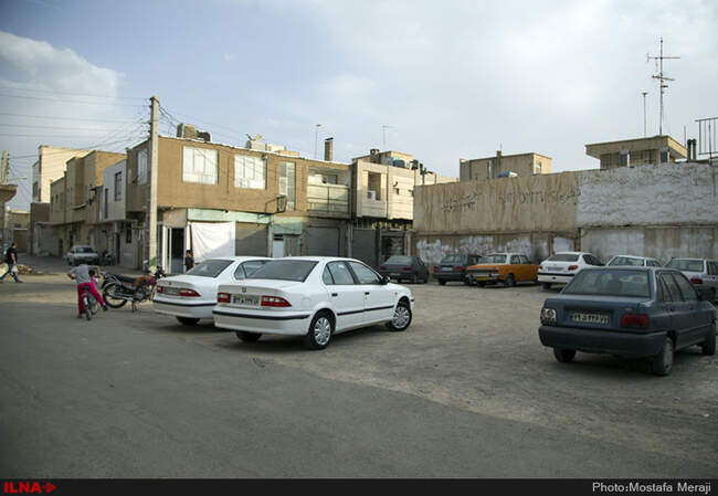 وضعیت نابسامان خانه های کلنگی شهرداری در خیابان فاطمی (دورشهر) قم
