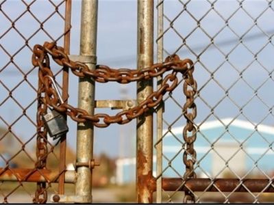 زندگی با چاشنیِ خشکسالی، گرمای سوزان و گرد و غبار 