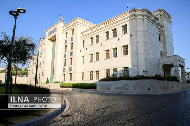 نشست خبری وزیر امور خارجه ایران در جمع رسانه‌های لبنانی ایرانی و بین