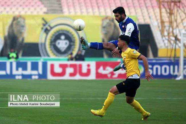 گزارش تصویری فوتبال سپاهان و استقلال 