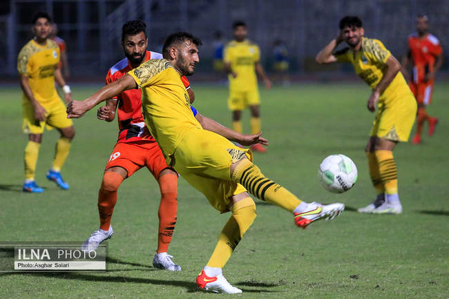 گزارش تصویری تساوی شهرداری بندرعباس در خانه 