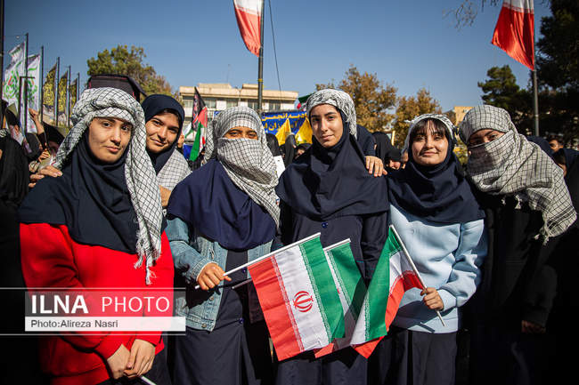 راهپیمایی گرامیداشت روز ۱۳ آبان 