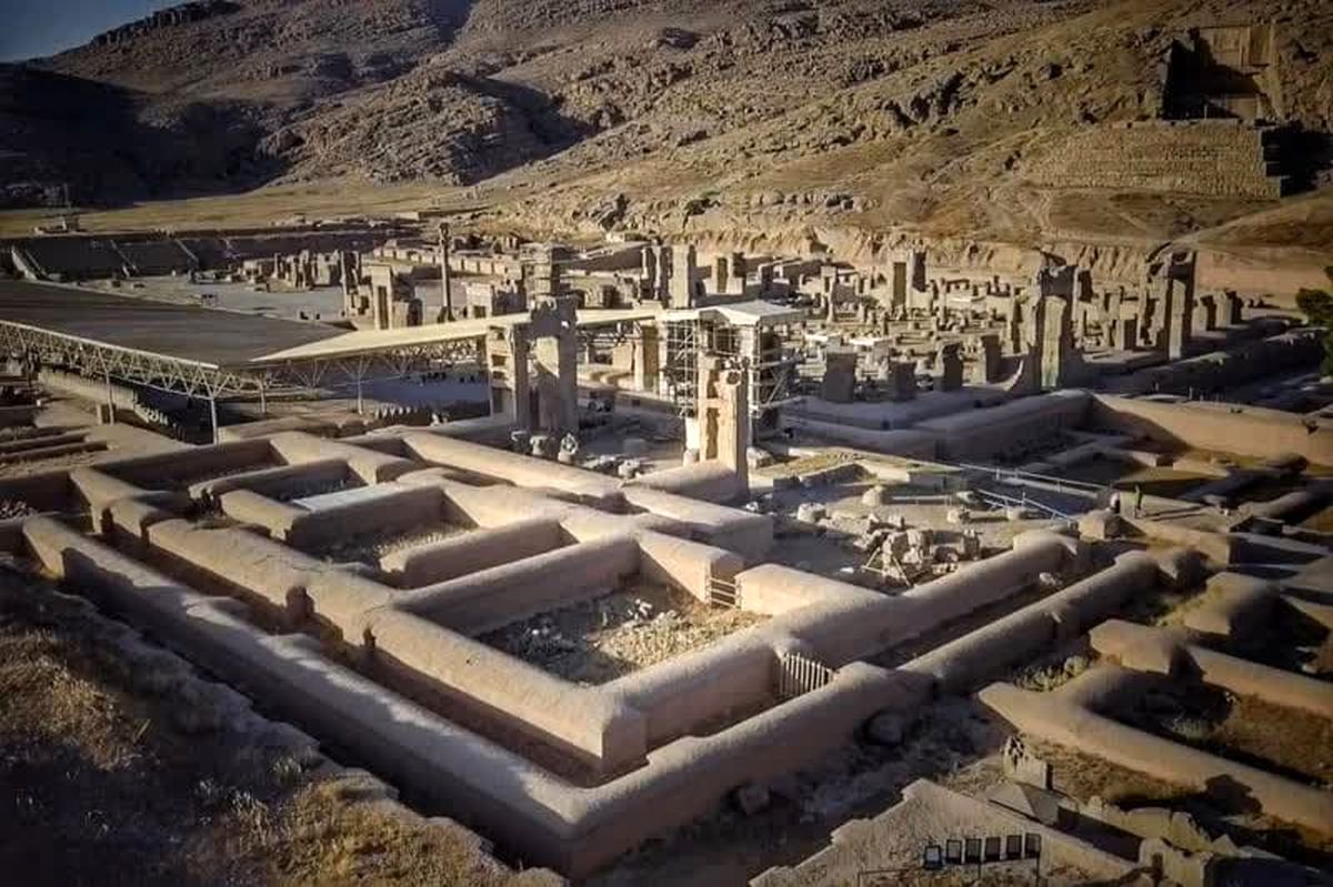 افتتاح وب‌سایت پایگاه میراث جهانی تخت جمشید و تلفن گویای تخت جمشید 