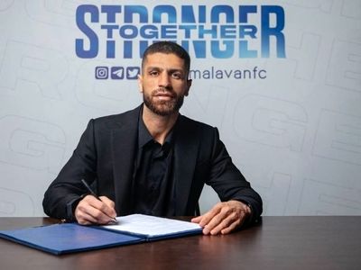 عقد قرارداد رسمی هافبک پرسپولیس با ملوان