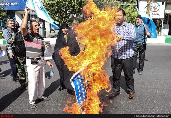 مراسم تشییع پیکر جان‌ باختگان فاجعه منا در تهران/2