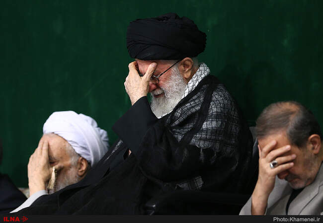 مراسم عزاداری شب تاسوعای حسینی با حضور رهبر معظم انقلاب اسلامی