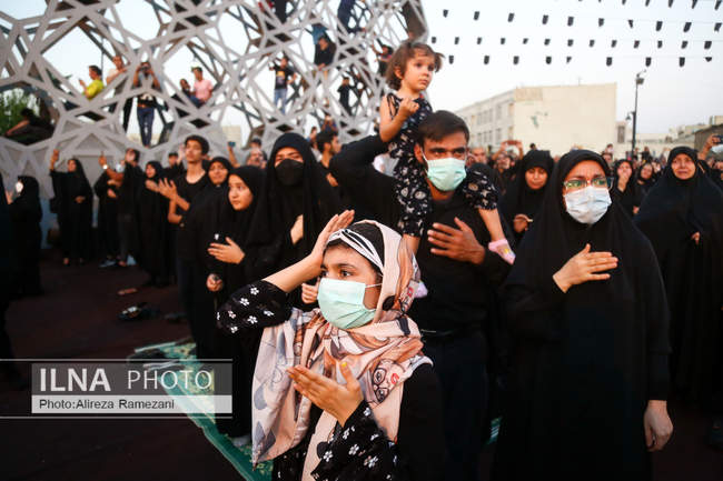 مراسم عصر عاشورای حسینی در میدان امام حسین (ع)