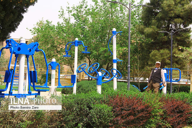 تعطیلی اماکن گردشکری، پارک‌ها و بازار شیراز با شروع موج چهارم کرونا