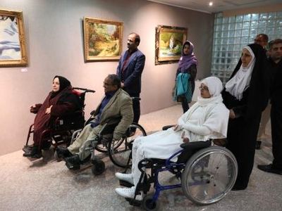 نمایشگاه "فروغ زندگی" در نگارخانه شهر مشهد افتتاح شد