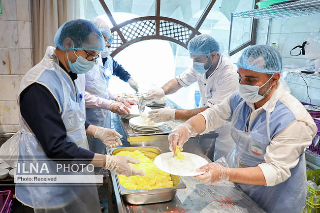  بازدید سرپرست حجاج ایرانی از زائران کشورمان و مرکز پزشکی هلال احمر د