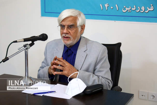 نشست خبری محمدرضا عارف