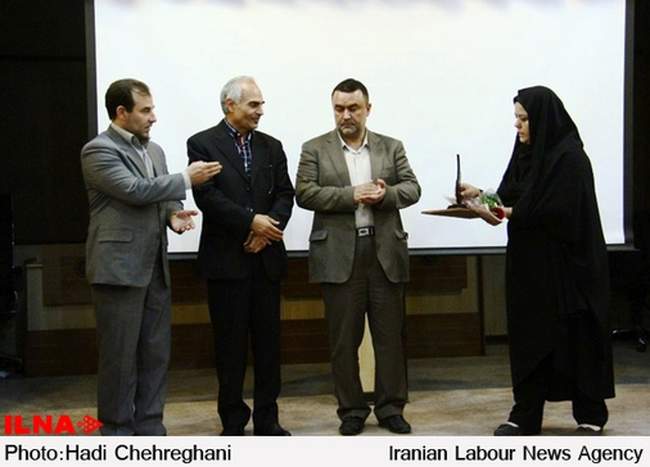 نهمین جشنواره تجلیل ازکارآفرینان برتراستان قم