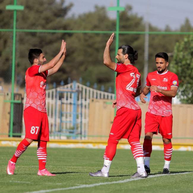 گزارش تصویری دیداری دوستانه تراکتور و پیکان