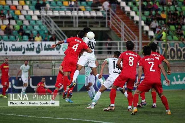 پیروزی تیم فوتبال ذوب آهن اصفهان مقابل فولاد خوزستان