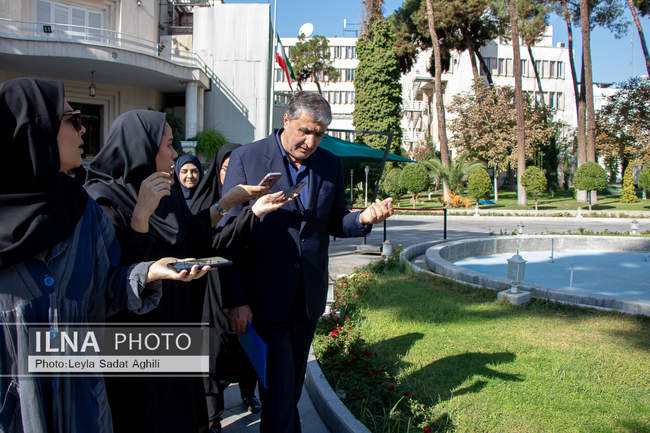 در حاشیه جلسه هیئت دولت