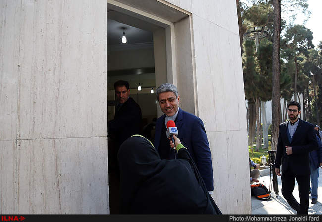 حضور هیات دولت در جمع خبرنگاران