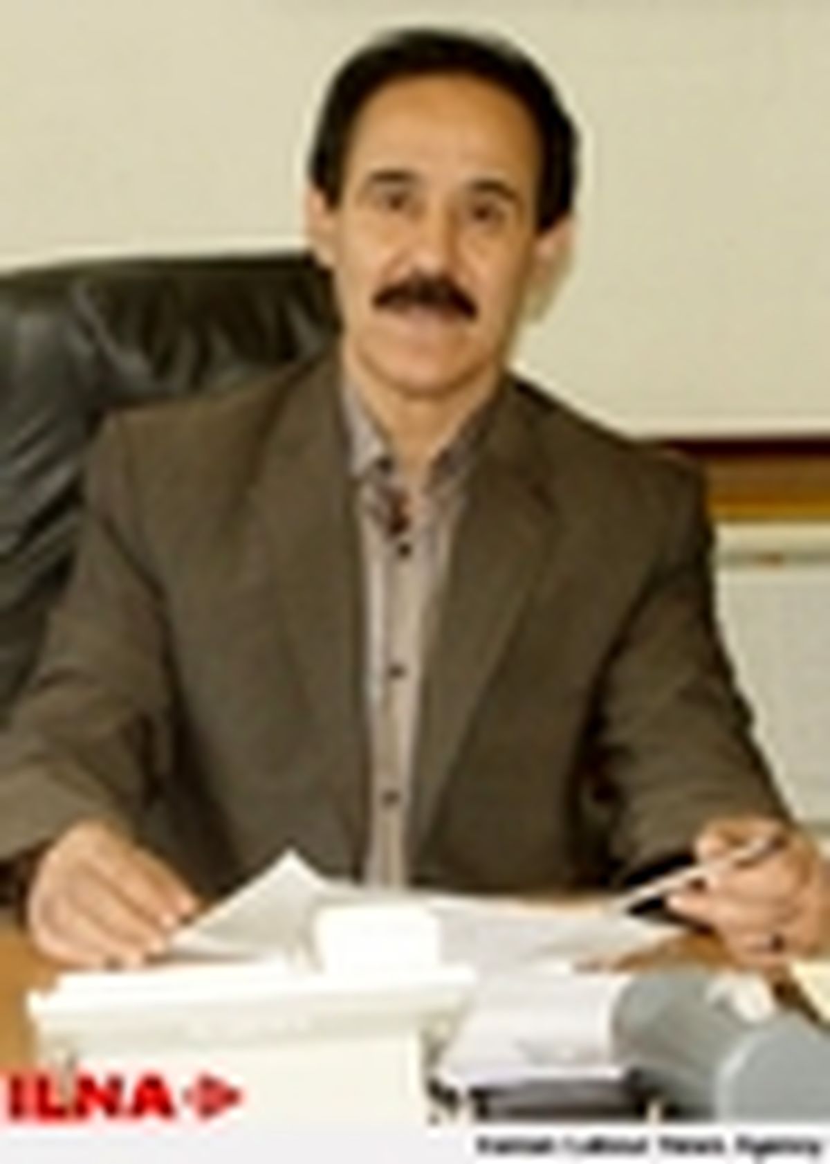 بازیکن دو رگه ژیمناستیک سه شنبه وارد تهران می شود