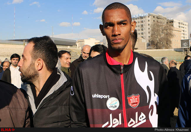 تشییع پیکر همایون بهزادی