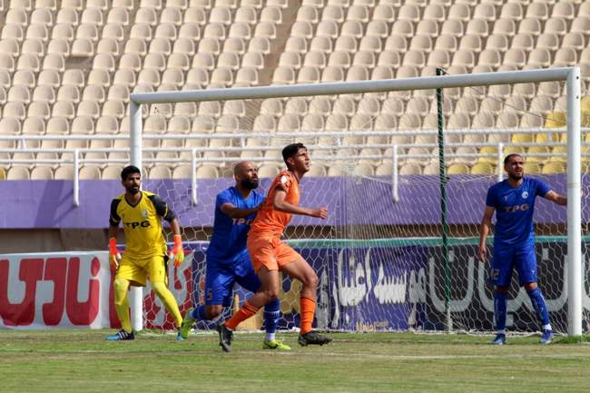 گزارش تصویری بازی استقلال ملاثانی و مس کرمان