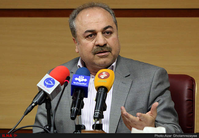بازدید اصحاب رسانه از اتاق سوئیفت بانک مرکزی