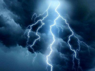 صاعقه جان نوجوان میاندوآبی را گرفت