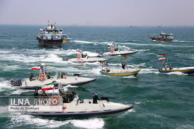 رژه دریایی مردم‌پایه در حمایت از مردم غزه