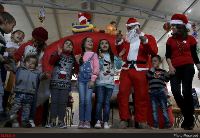 کریسمس در کنار خانواده‌های فقیر مسیحی در عراق