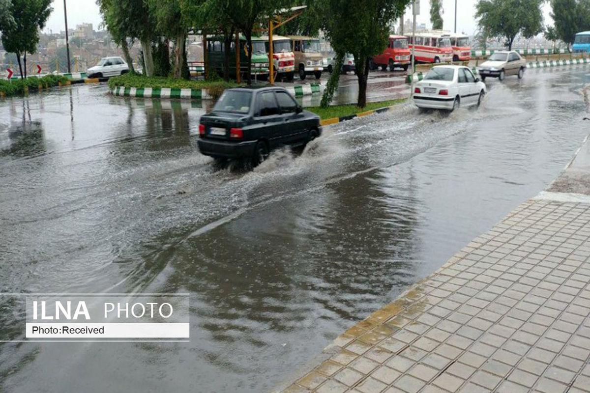  آبگرفتگی ۳۲ منزل مسکونی در قزوین 
