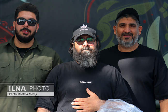 خدمت رسانی هلدینگ صنایع و معادن غدیر به عزاداران رهبر شهید در قم
