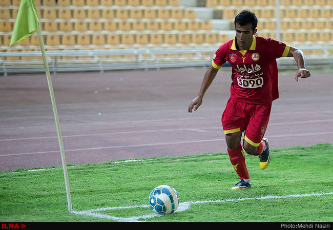 مسابقه فوتبال بین دوتیم نفت تهران و صنعت نفت آبادان