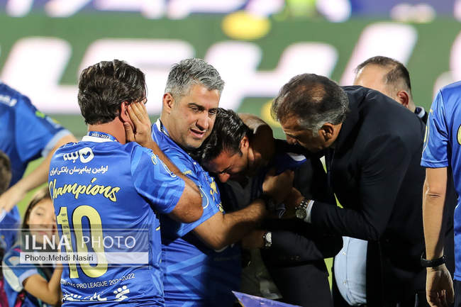 جشن قهرمانی تیم فوتبال استقلال