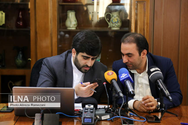 رونمایی سامانه دریافت کنندگان بسته معیشتی در حضور خبرنگاران