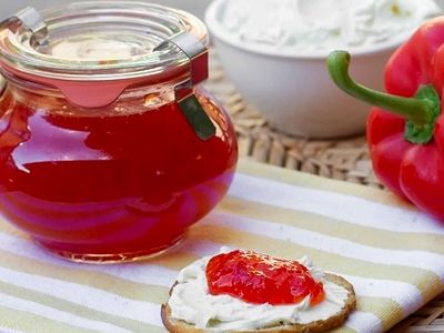 دستور تهیه مربای فلفل دلمه ای