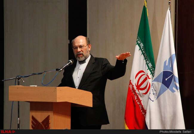 بازدید آیت الله هاشمی رفسنجانی از چند طرح در دانشگاه آزاد اسلامی واحد مشهد 