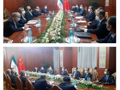تاکید وزیران خارجه ایران و چین بر پیشبرد روابط بر اساس موافقتنامه همکاری‌های ۲۵ ساله