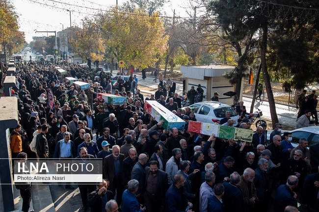 تشییع هشت لاله زهرایی در قزوین