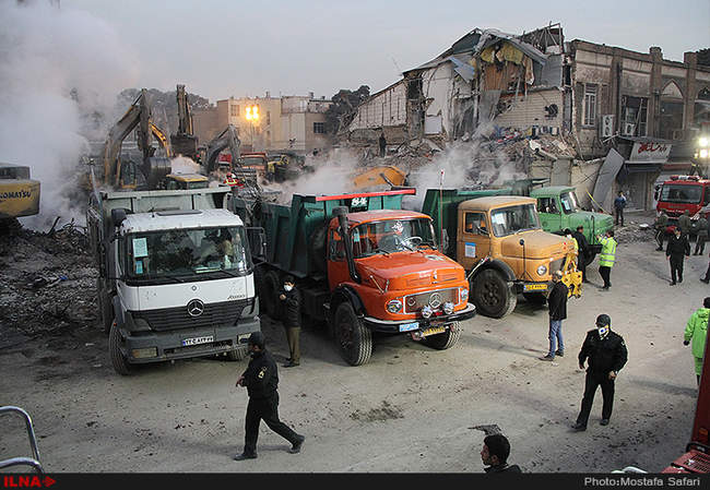 هفتمین روز حادثه پلاسکو/3
 