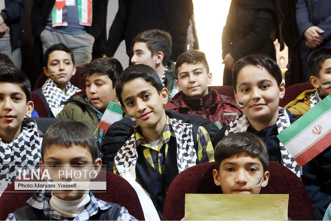 اجتماع دانش آموزی فرزندان حاج قاسم در تبریز