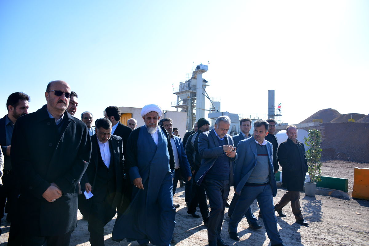 کارخانه تولید آسفالت در شهر قزوین به بهره‌برداری رسید